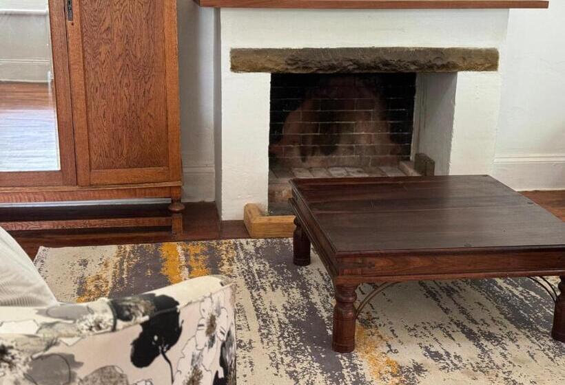 호스텔 Summerhill Inn