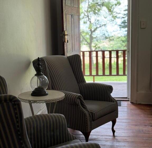 호스텔 Summerhill Inn