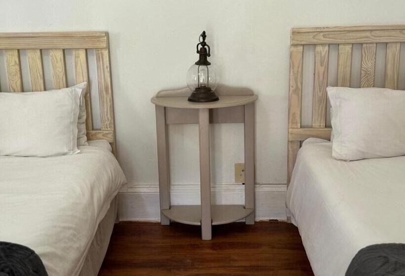 호스텔 Summerhill Inn