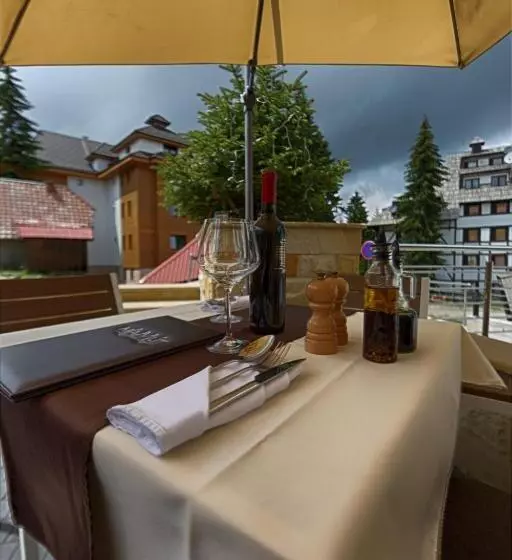 Apart Hotel Mamut