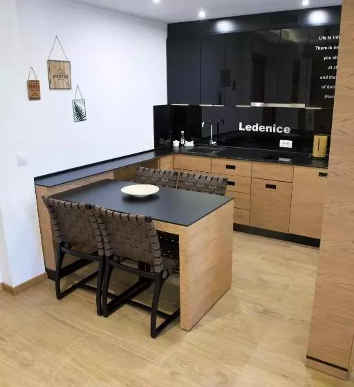 Apart Hotel Mamut