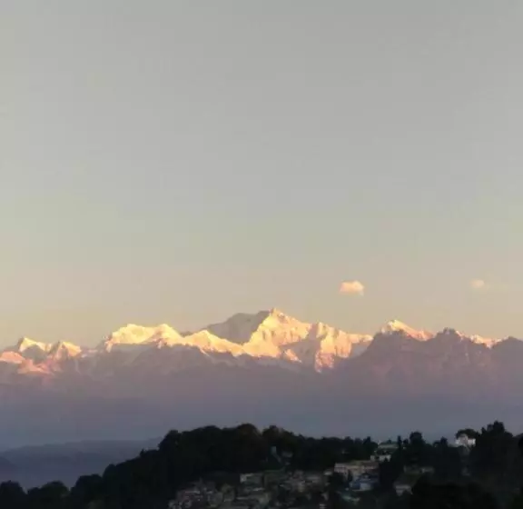 Bed and Breakfast Kanchen View Stay