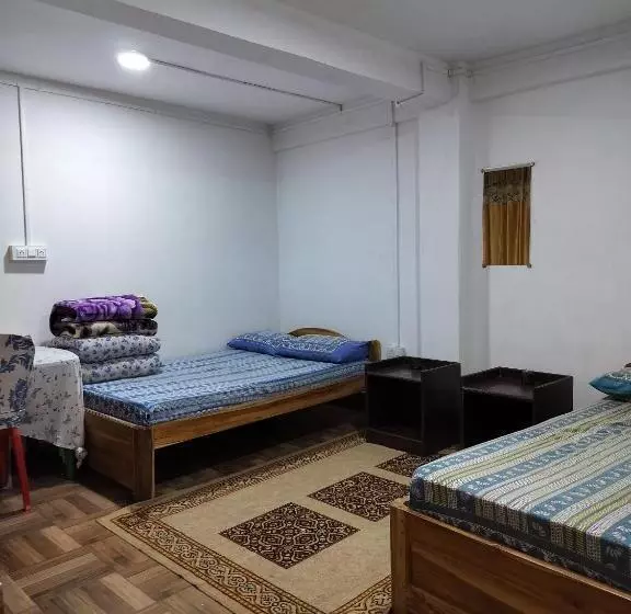 Bed and Breakfast Kanchen View Stay