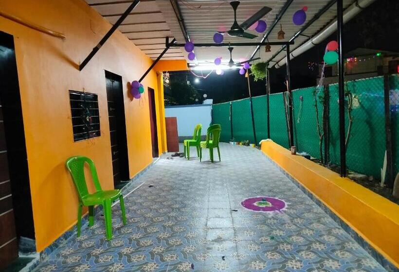 住宿加早餐 Shubhamkaroti Cottage Ac Rooms