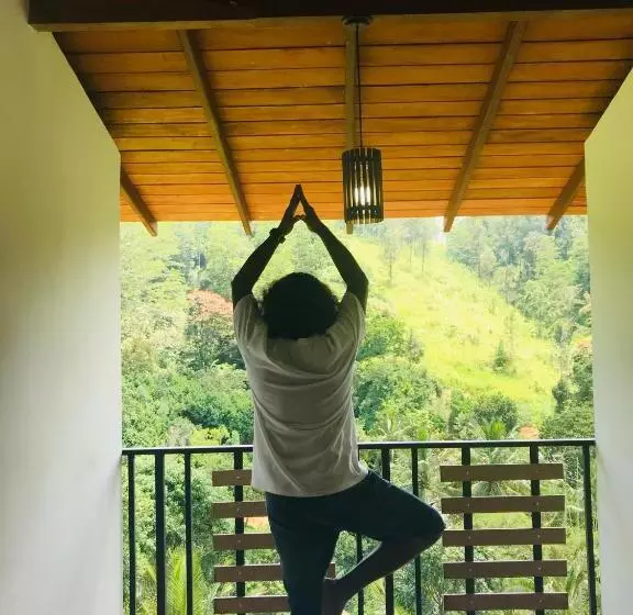 Aamiaismajoitus (B&B) Tikiri Latha Hanthana