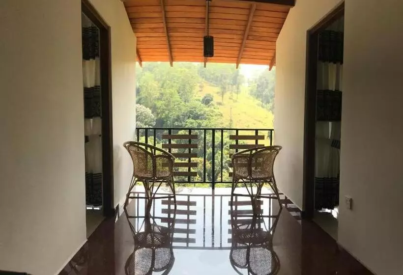 Aamiaismajoitus (B&B) Tikiri Latha Hanthana