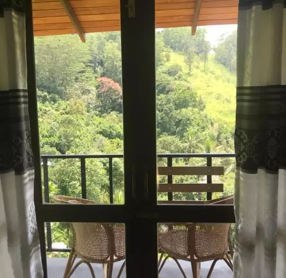 Aamiaismajoitus (B&B) Tikiri Latha Hanthana