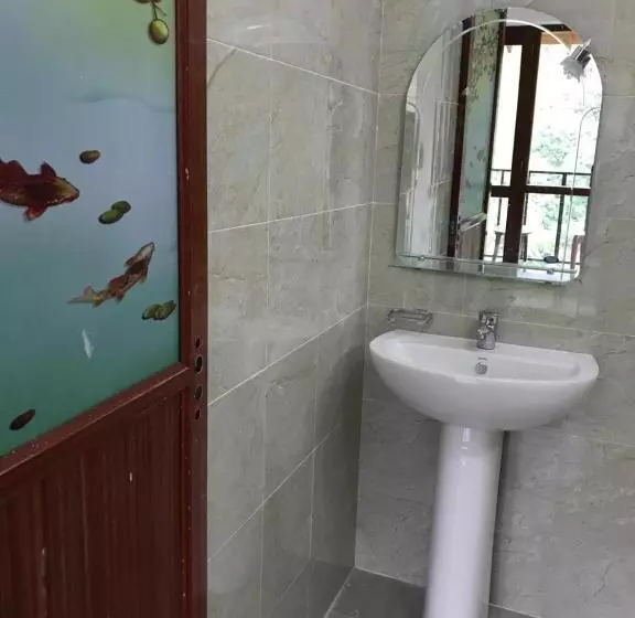 Aamiaismajoitus (B&B) Tikiri Latha Hanthana