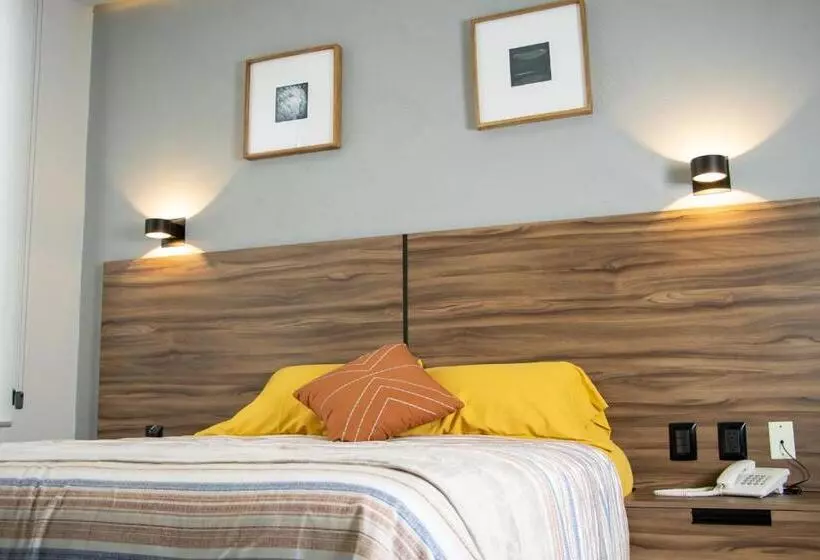Hotelli Del Carmen