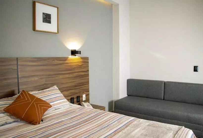 Hotelli Del Carmen