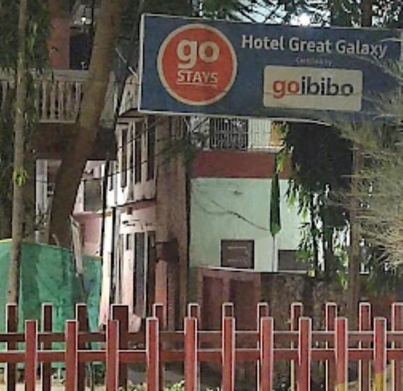 בית מלון כפרי Great Gallaxy,datia