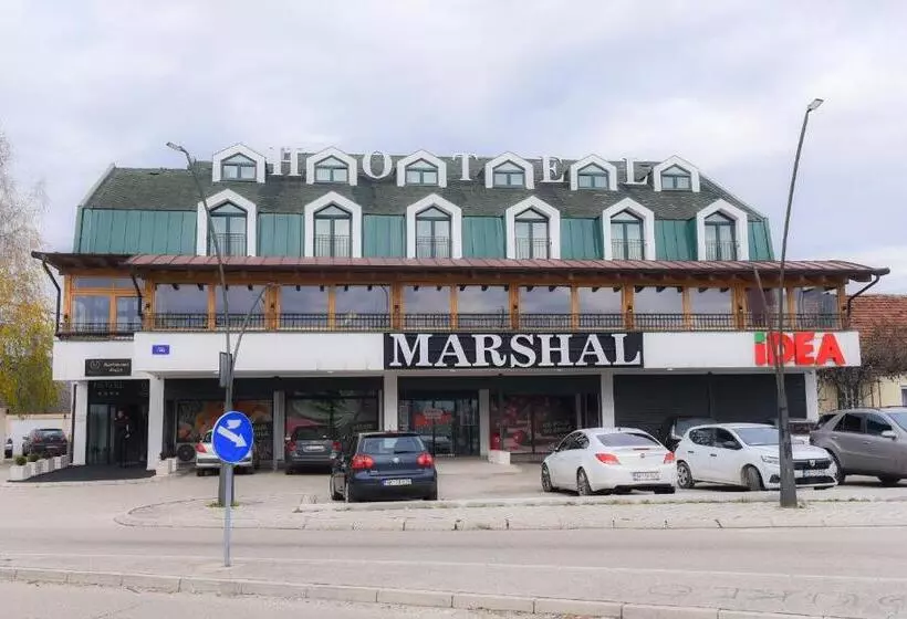 هتل Marshal