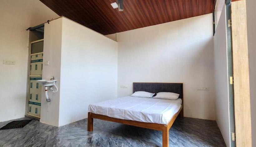 호텔 Nivanta Resort N Cafe