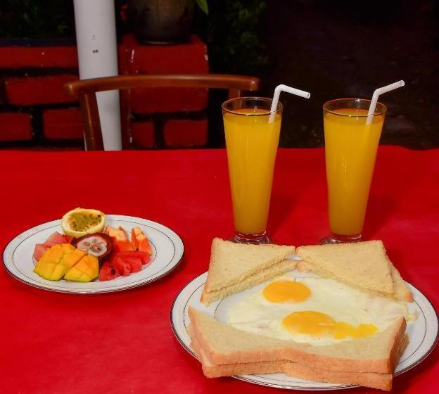 فندق Oasis Lagoon Garden