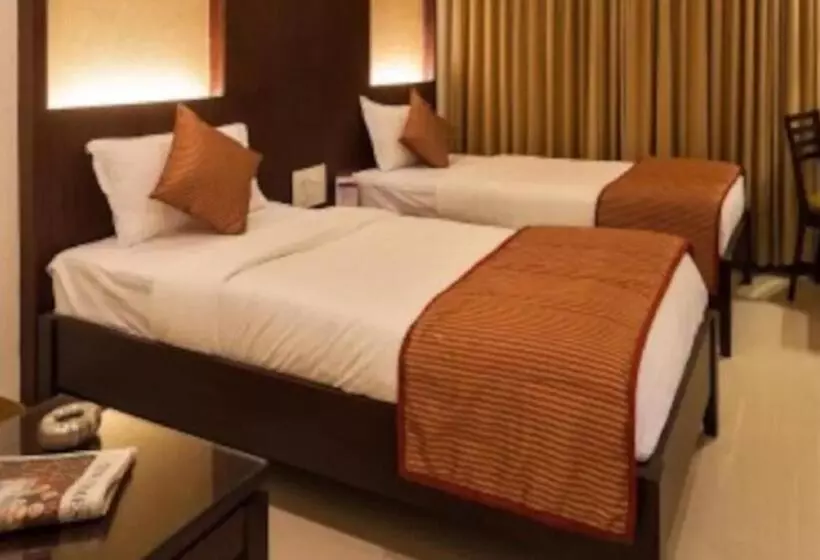 Hotelli Shree Palace,dewas