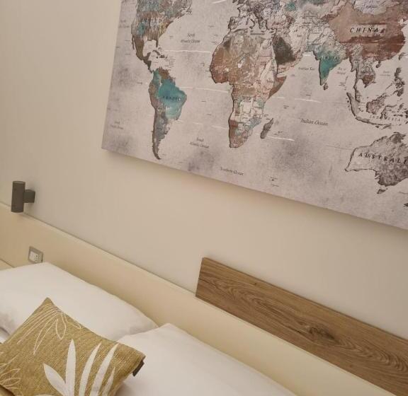 Отель Simona Rooms