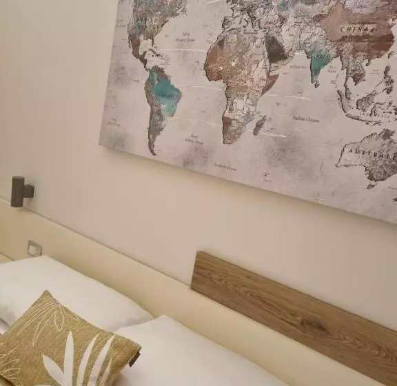 Hotelli Simona Rooms