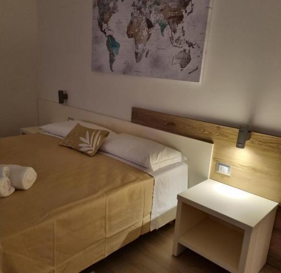 Отель Simona Rooms