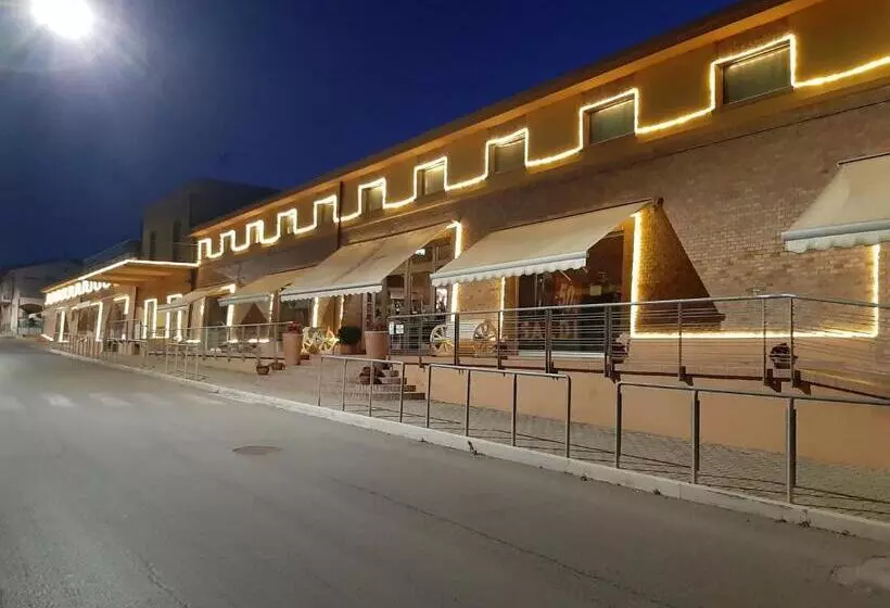 Hotelli Simona Rooms