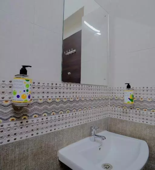هتل Stay Inn