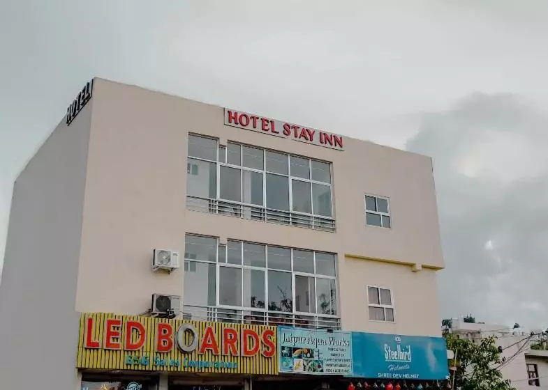 هتل Stay Inn