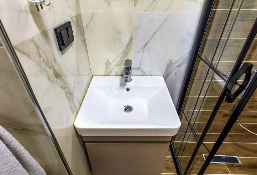 Hotelli The Business Class