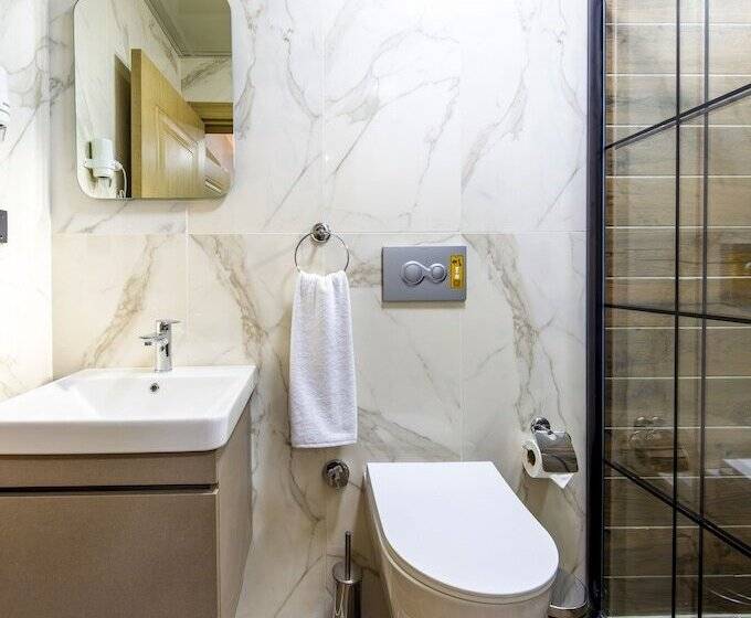 Hotel The Business Class