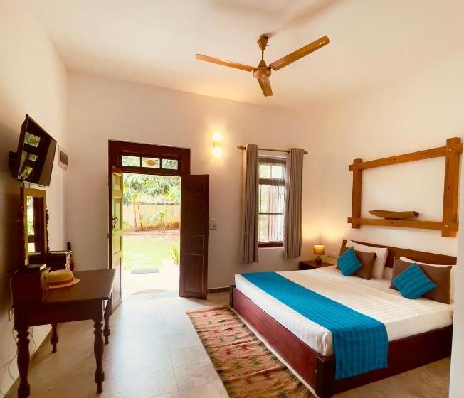 Pensione Dharma Place