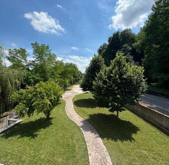 بنسيون Elbi Suites Countryside Retreat