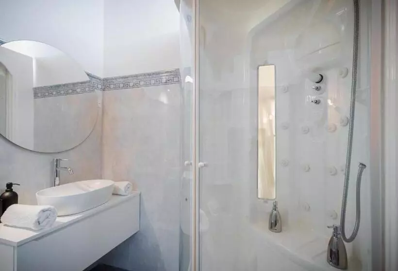 ペンション Elbi Suites   Countryside Retreat