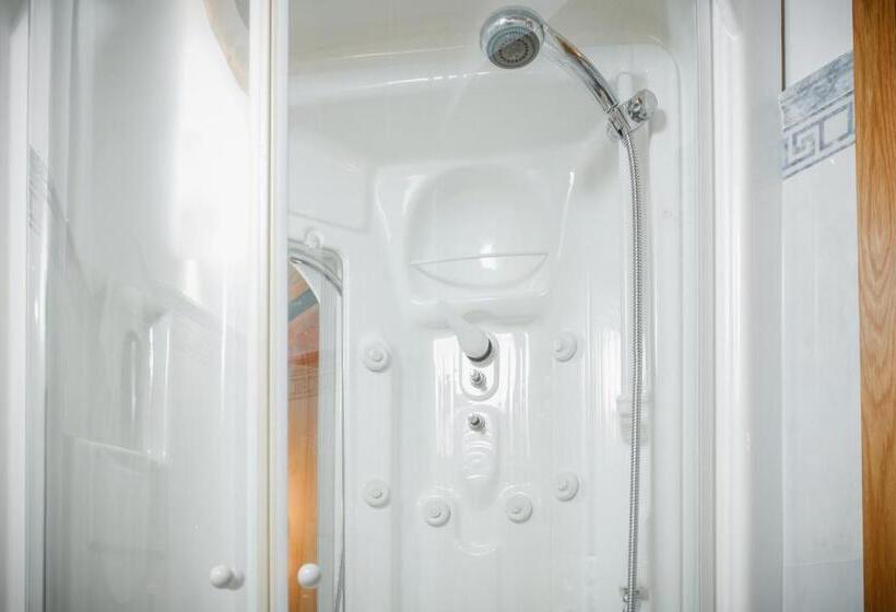 بنسيون Elbi Suites Countryside Retreat