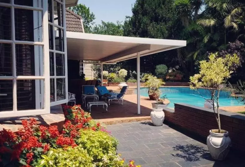 Majatalo Fawn Castle Guesthouse