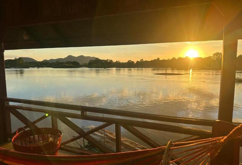 פנסיון Happy Bangalow