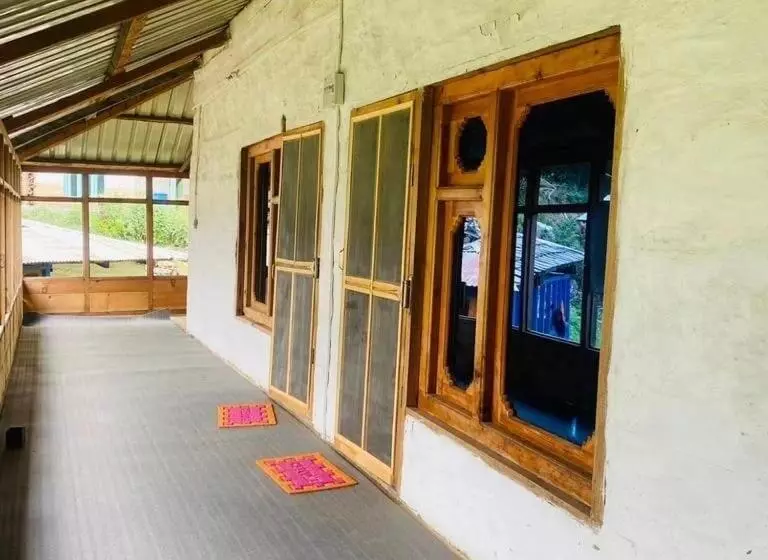 Majatalo Himalayan Bunker, Dingcha Village, Tindar