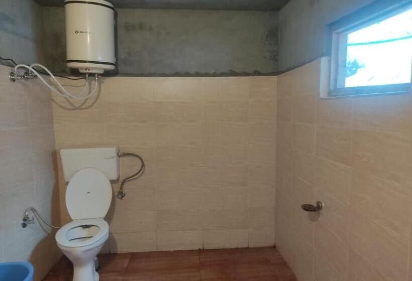 Majatalo Himalayan Bunker, Dingcha Village, Tindar