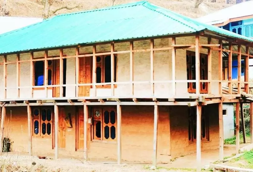 Majatalo Himalayan Bunker, Dingcha Village, Tindar