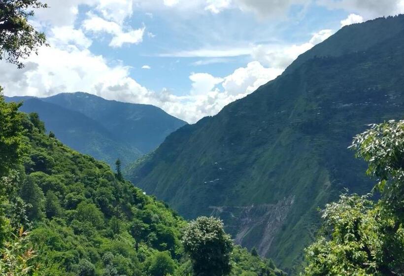 Majatalo Himalayan Bunker, Dingcha Village, Tindar