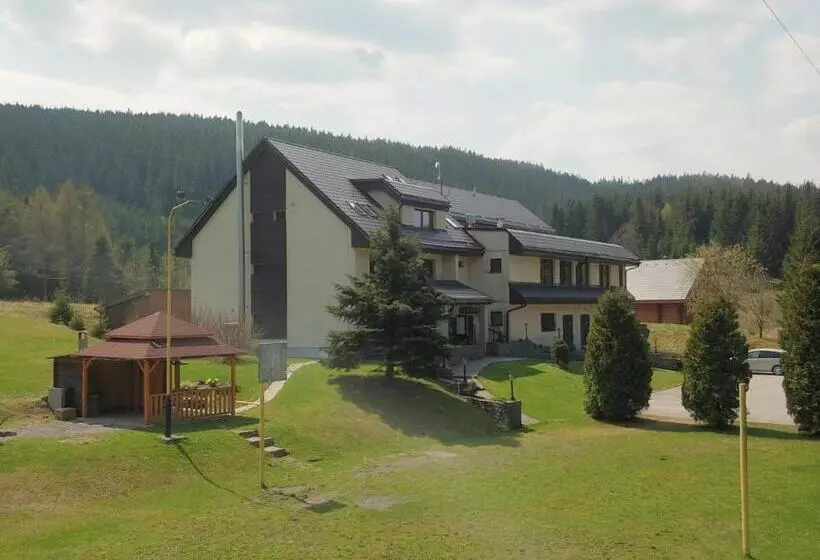 Majatalo Penzión Vodár