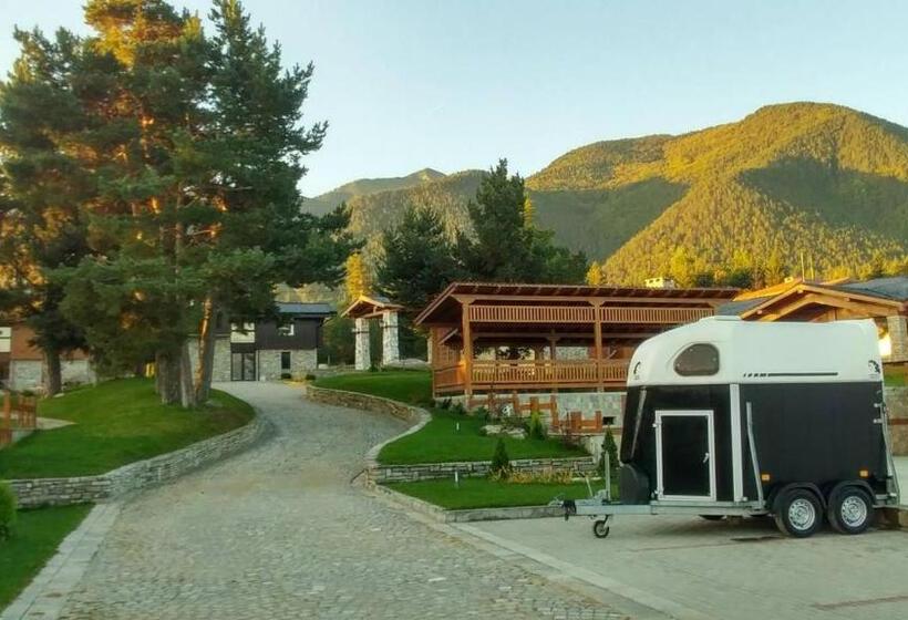 אתר נופש Horse Riding Club Pirin