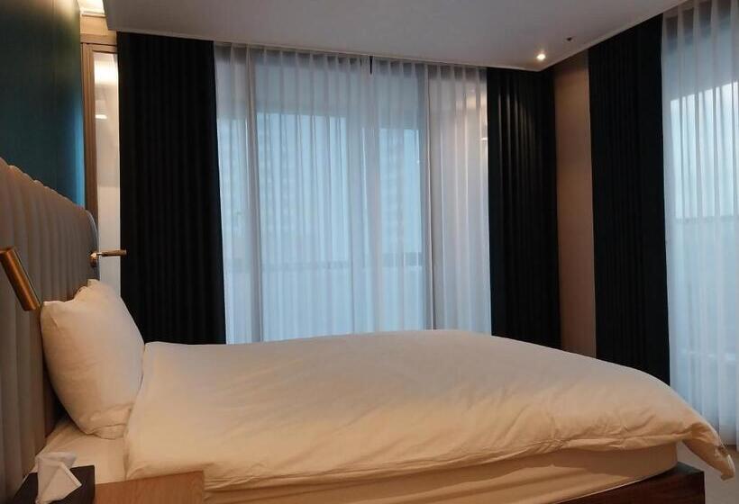 The Solid Residence Elbon The Stay By Haeundae