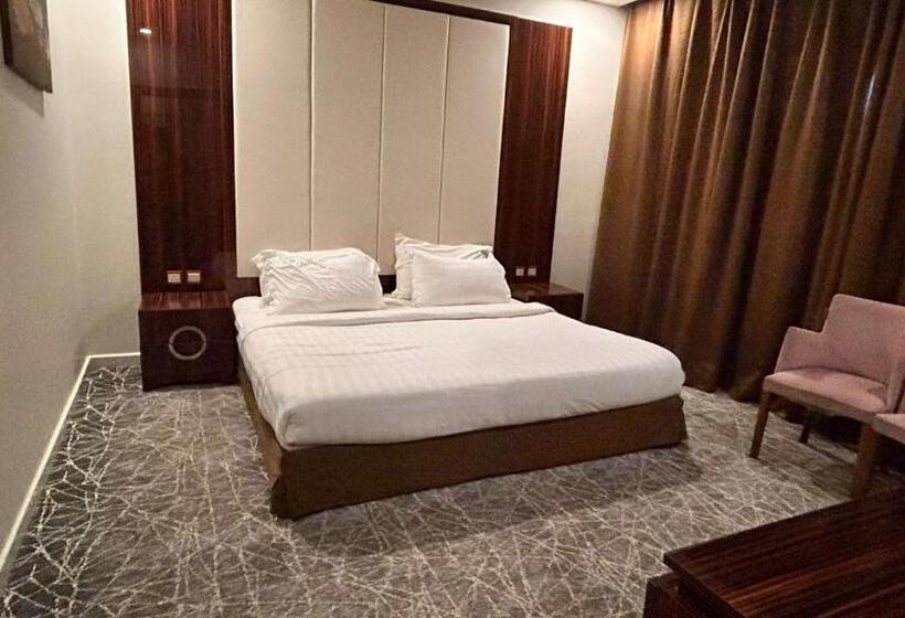 Отель Nusuk Taiba