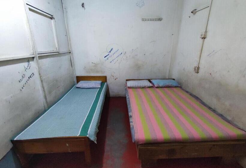 ユースホステル New Star Lodge