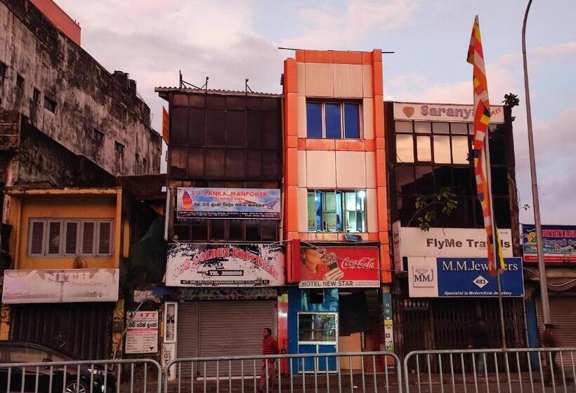 ユースホステル New Star Lodge