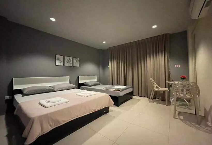 Baan Pheun Hostel บ้านเพื่อน โฮสเทล