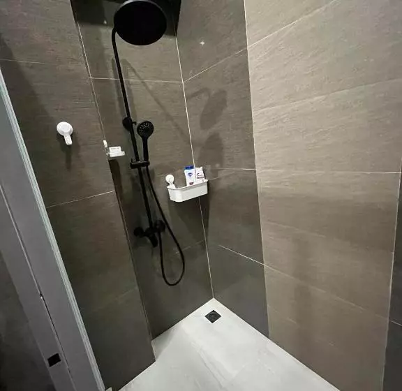 ベッドアンドブレックファースト Montecristo