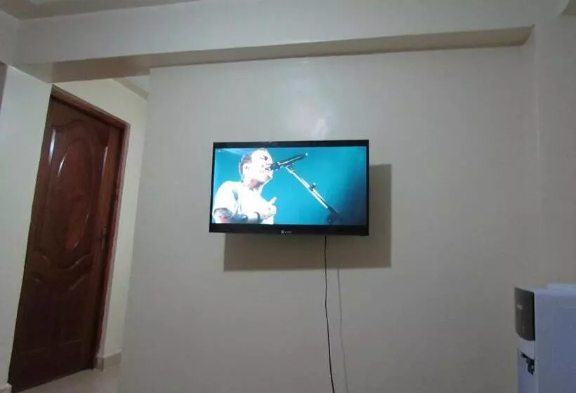 تختخواب و صبحانه Zuri Furnished Apartment