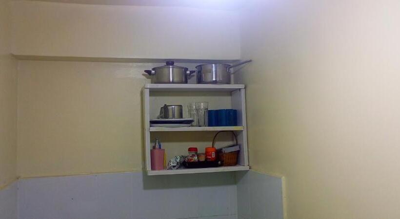 تختخواب و صبحانه Zuri Furnished Apartment