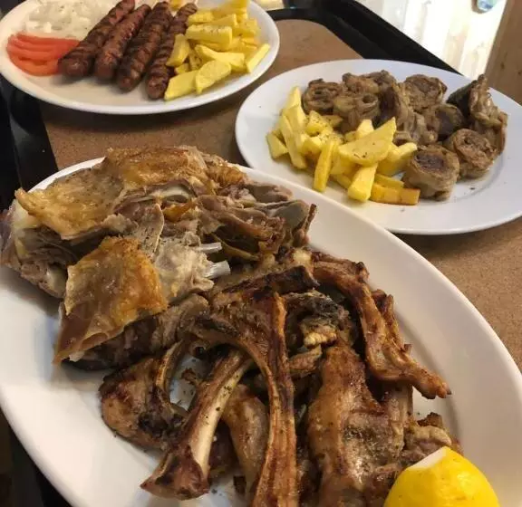 Hotelli Ambassador Voskopojë