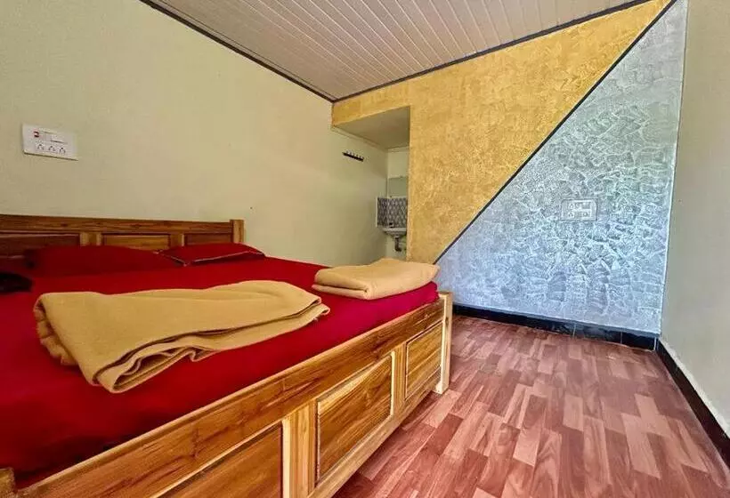 ホテル Dandeli Goldfinch Resort