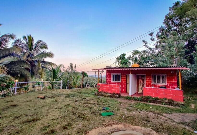 ホテル Dandeli Goldfinch Resort